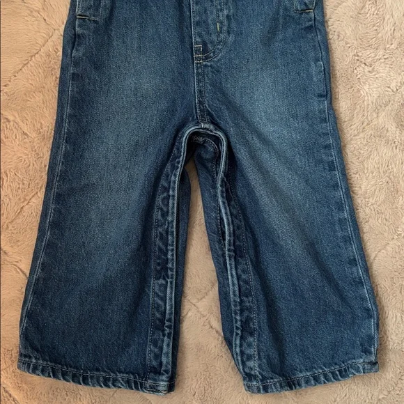 GAP Toddler Overalls - Picture 3 of 6